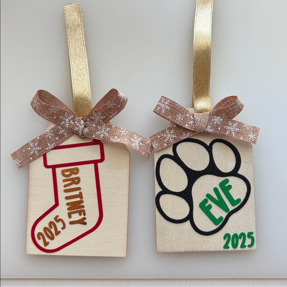 Handcrafted Holiday Ornaments✨ - Picture 4 of 8